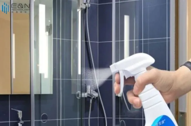 How to clean the bathroom glass? How is the bathroom glass explosion-proof?