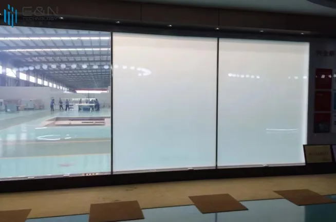Glass that can change transparency gives you a new visual effect!